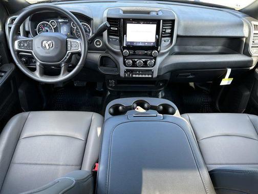 2026 RAM 2500 Tradesman Crew Cab 4x2 8' Box