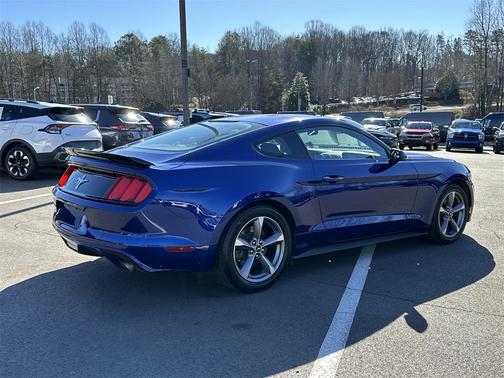 2016 Ford Mustang V6