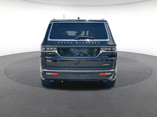 Diamond Black Crystal Pearlcoat 2024 Jeep Grand Wagoneer Series III 4x4