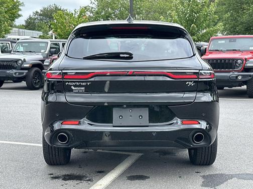 8 Ball 2025 Dodge Hornet R/T EAWD