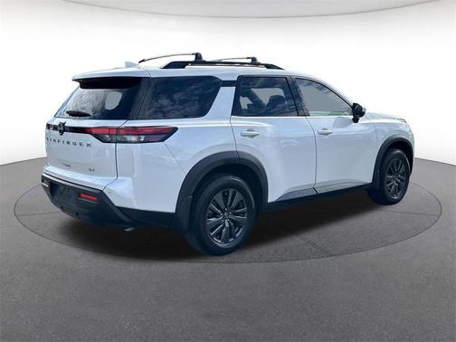 2022 Nissan Pathfinder SV 2WD