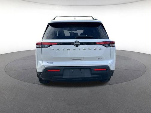 2022 Nissan Pathfinder SV 2WD