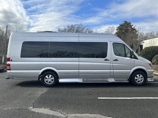 2017 Mercedes-Benz Sprinter 2500 Cargo 170 WB