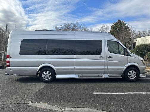 2017 Mercedes-Benz Sprinter 2500 Cargo 170 WB