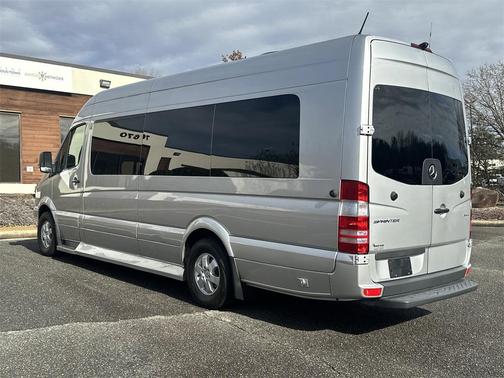 2017 Mercedes-Benz Sprinter 2500 Cargo 170 WB