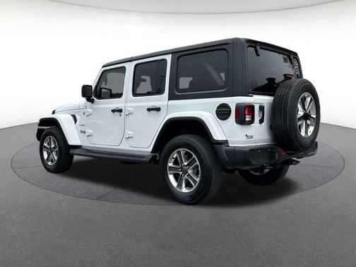 2022 Jeep Wrangler Unlimited Sahara