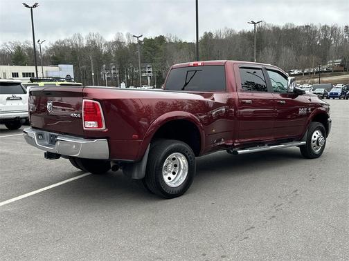 2018 RAM 3500 Laramie Crew Cab 4x4 8' Box