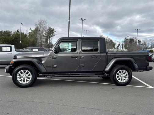 2023 Jeep Gladiator Sport S