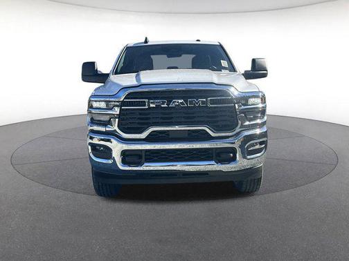 2026 RAM 2500 Tradesman Crew Cab 4x4 8' Box