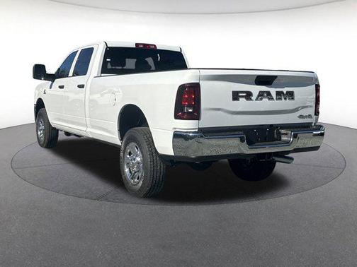 2026 RAM 2500 Tradesman Crew Cab 4x4 8' Box