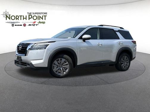 Brilliant Silver Metallic 2025 Nissan Pathfinder SV 4WD