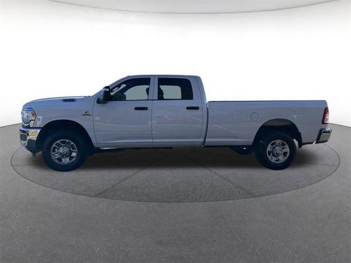 2024 RAM 2500 Tradesman Crew Cab 4x4 8' Box