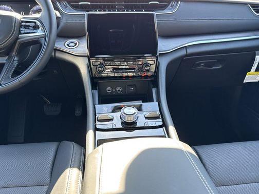 2025 Jeep Grand Cherokee L Overland