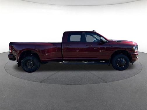 2021 RAM 3500 Big Horn Crew Cab 4x4 8' Box