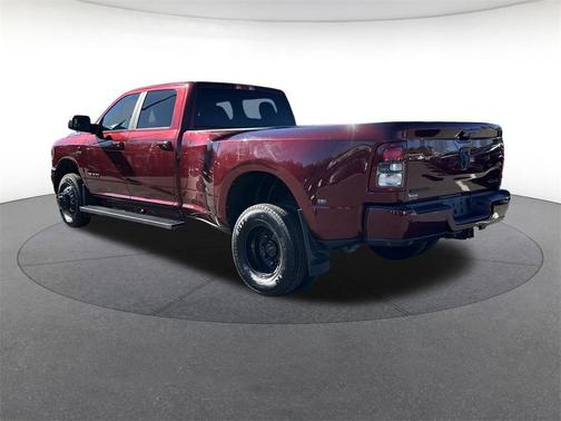 2021 RAM 3500 Big Horn Crew Cab 4x4 8' Box