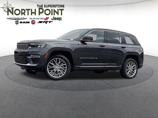 2022 Jeep Grand Cherokee Summit