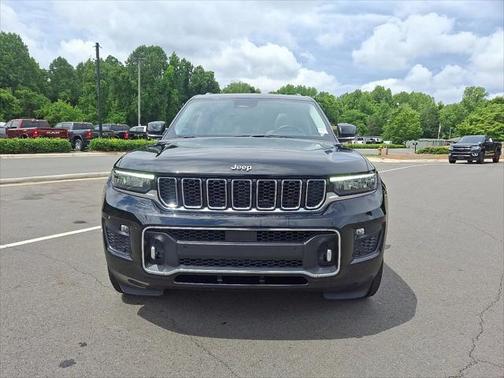 2022 Jeep Grand Cherokee L Overland 4x4