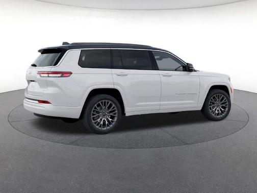 Bright White Clearcoat 2027 Jeep Grand Cherokee L Summit
