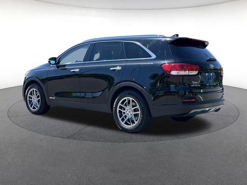 Ebony Black 2017 Kia Sorento EX