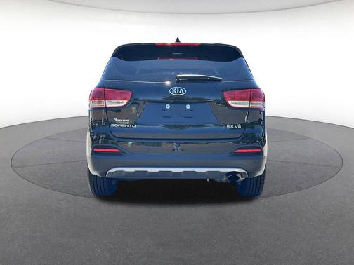Ebony Black 2017 Kia Sorento EX