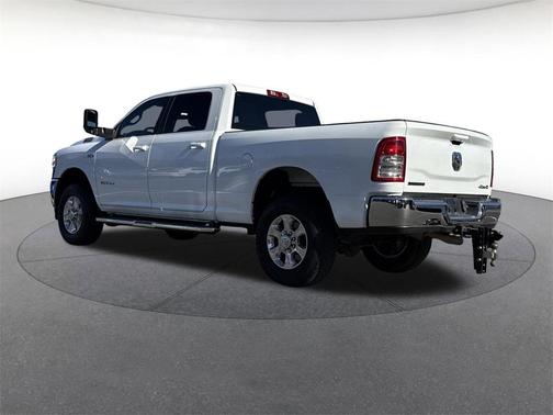 2021 RAM 2500 Big Horn Crew Cab 4x4 6'4' Box