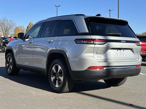 2024 Jeep Grand Cherokee 4xe Base