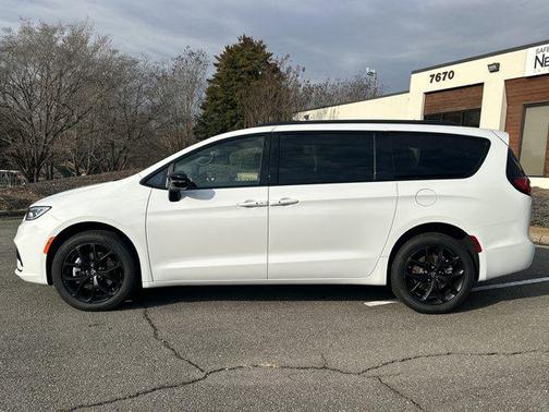 2026 Chrysler Pacifica Limited