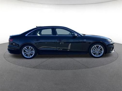 2024 Audi A4 45 S line Premium Plus