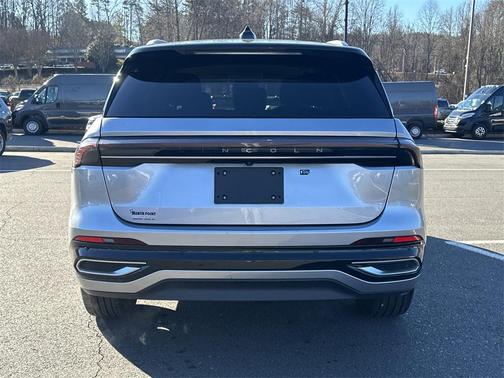 2024 Lincoln Nautilus Reserve