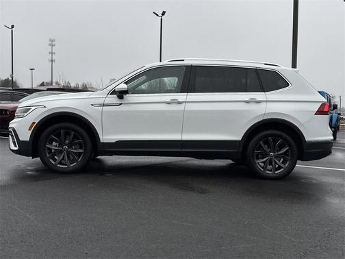 2024 Volkswagen Tiguan 2.0T SE 4MOTION