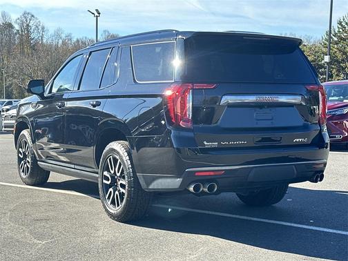 2023 GMC Yukon 4WD AT4