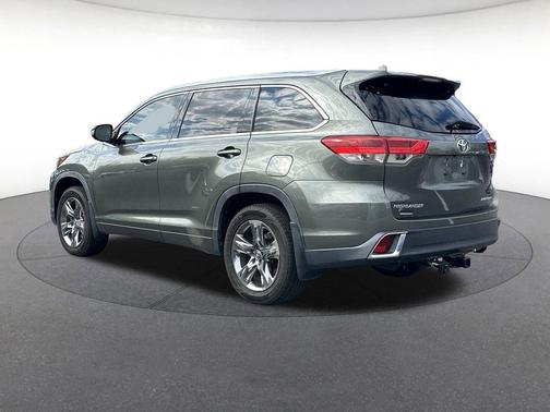 2019 Toyota Highlander Limited Platinum