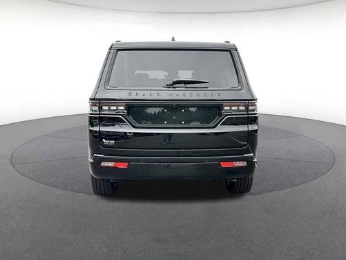 Diamond Black Crystal Pearlcoat 2025 Jeep Grand Wagoneer Series III Obsidian 4x4