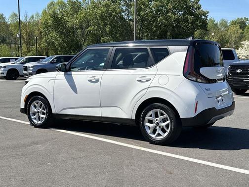 2024 Kia Soul S