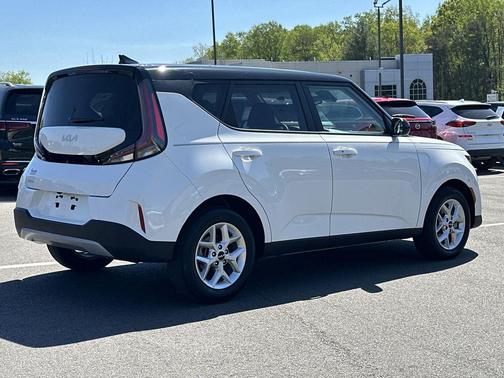 2024 Kia Soul S