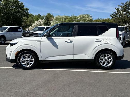 2024 Kia Soul S