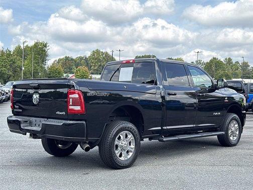 2022 RAM 2500 Big Horn Crew Cab 4x4 6'4' Box
