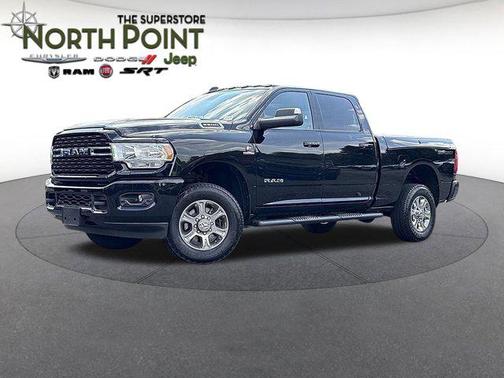 2022 RAM 2500 Big Horn Crew Cab 4x4 6'4' Box