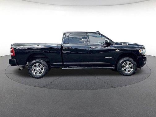 2022 RAM 2500 Big Horn Crew Cab 4x4 6'4' Box