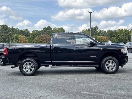 2022 RAM 2500 Big Horn Crew Cab 4x4 6'4' Box