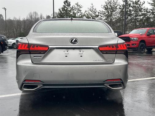 2022 Lexus LS 500 Base