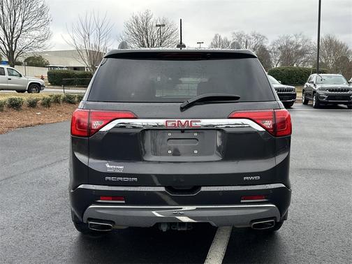 2019 GMC Acadia Denali