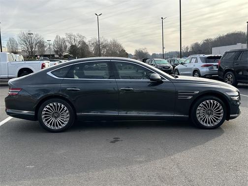 2024 Genesis Electrified G80 Advanced