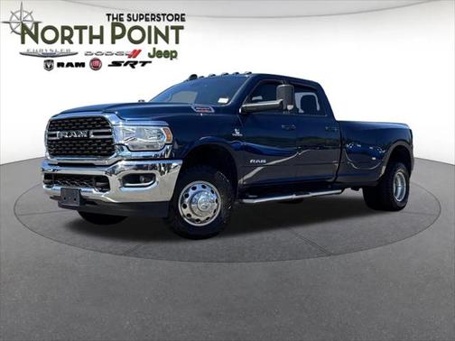 2022 RAM 3500 Big Horn Crew Cab 4x4 8 Box
