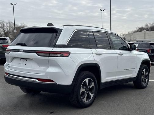 2023 Jeep Grand Cherokee 4xe Base