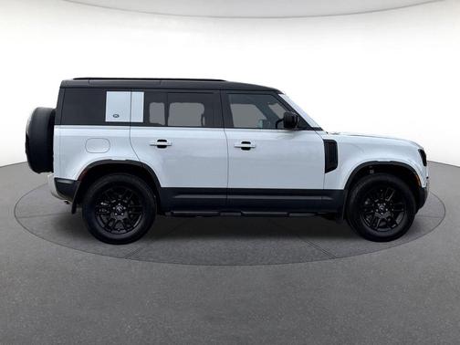 2023 Land Rover Defender 110 S