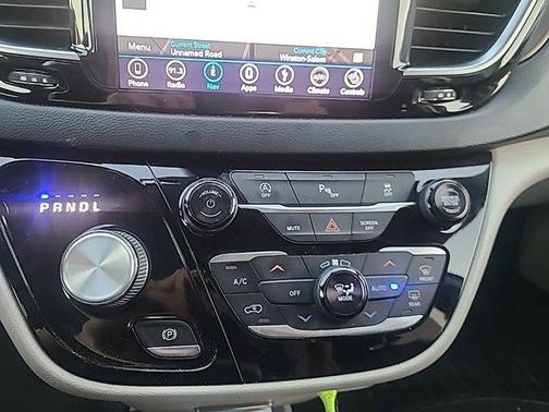 2018 Chrysler Pacifica Touring-L Plus