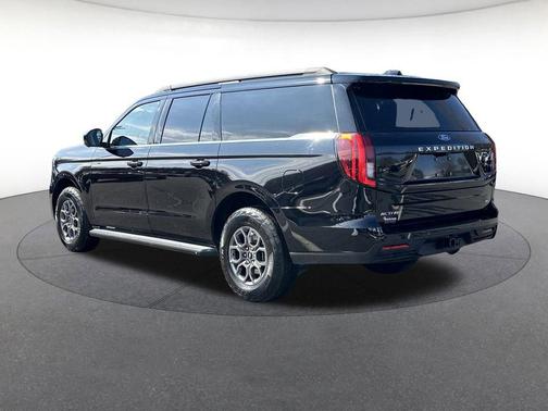 2025 Ford Expedition Max Active 4x4