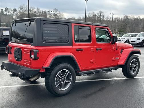2023 Jeep Wrangler 4-Door Sahara 4x4