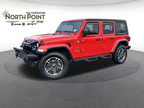 2023 Jeep Wrangler 4-Door Sahara 4x4